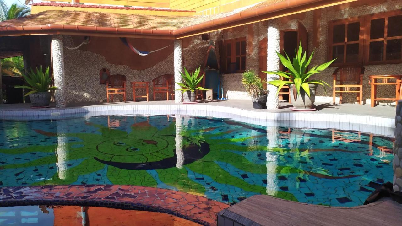 Hotel La Hasienda Kupang  Exterior photo